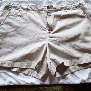 Cotton shorts.  I loved these khaki shorts. Doesn'